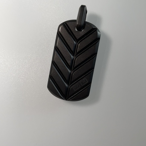 David Yurman 35mm Titanium Blue Sapphire Tag - Picture 4 of 6